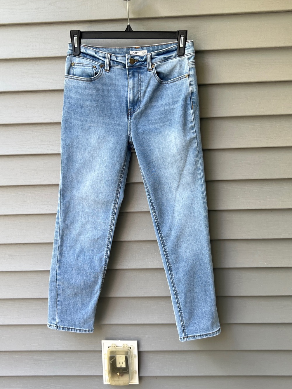 OAT New York Jeans Women's 8/29 High Rise Cropped Blue Distressed Stretch Denim